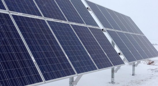 service professionnel de nettoyage de panneaux solaires pour optimiser leur efficacité et prolonger leur durée de vie.