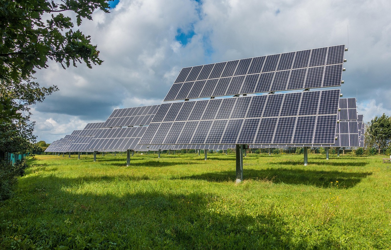 découvrez les avantages de l'électricité verte, une énergie renouvelable et durable pour un avenir respectueux de l'environnement.