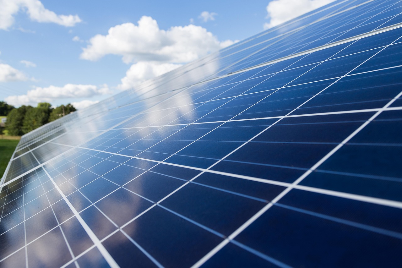 découvrez les avantages de l'énergie solaire, une source d'énergie renouvelable, économique et écologique pour un avenir durable.