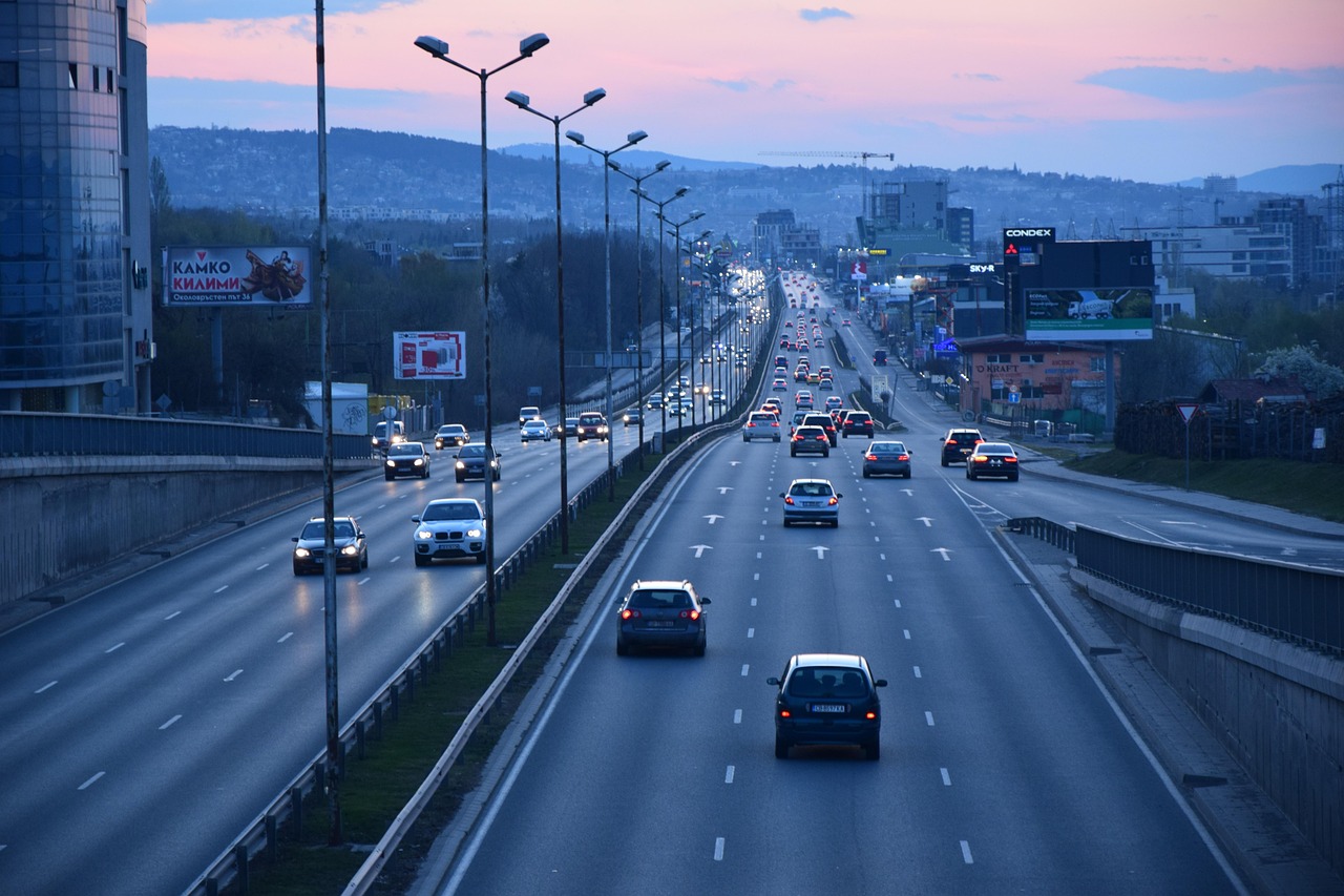 découvrez comment concevoir des infrastructures résilientes au climat, capables de s’adapter aux événements météorologiques extrêmes et aux défis environnementaux.