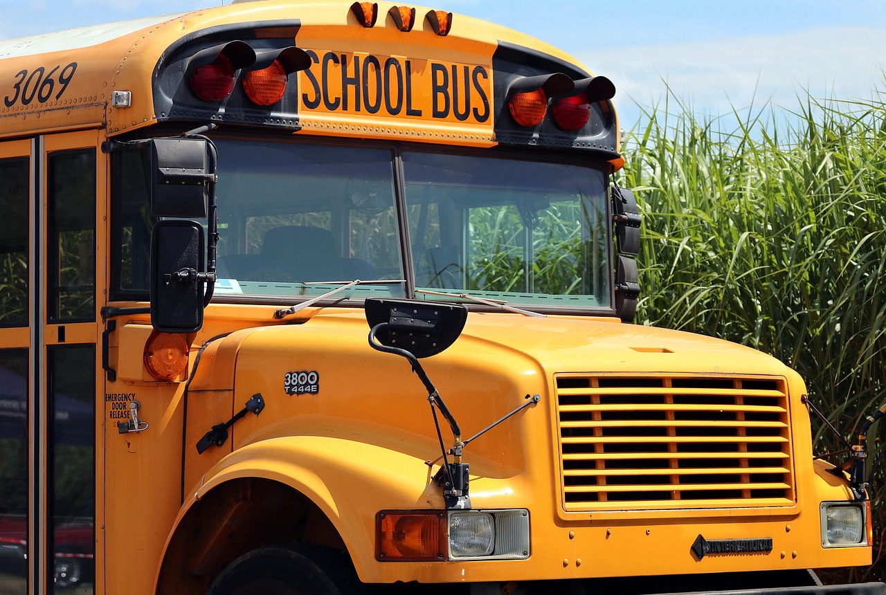 découvrez les solutions de transport scolaire en guadeloupe pour accompagner les élèves dans leurs déplacements quotidiens.